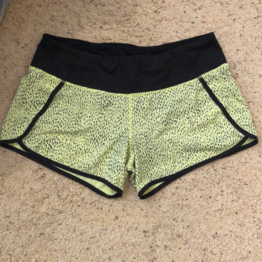 Lululemon Dottie Dash Run Speed Shorts - Picture 2 of 2
